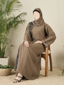 High Quality Dubai Beautiful Traditional Islamic Women's Saudi Arabian Abaya Spring Polyester Breathable Ankle Length Muslim Fit - Product Image 4
