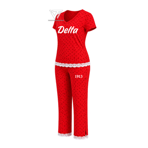 Vente en gros de Delta grec |   Sigma |   Ensemble de pyjama 2 pièces pour femme Theta Sorority, motif à pois, avec bordure en dentelle, ensemble de vêtements de nuit et de détente - Product Image 1