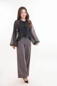 Camisa de gasa de nuevo estilo para mujer, suelta, versátil, con cuello redondo, manga larga, patrón sólido, prendas de vestir exteriores para primavera y otoño - Product Image 4