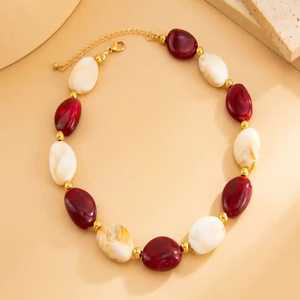 Collar de Cuentas de Resina Ámbar Vintage MN EXPORTS para Mujer, Forma Redonda, Cadena Chapada, Joyería de Moda para Fiesta o Boda, Hecho a Mano - Product Image 6