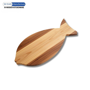 เขียงไม้รูปปลา ทำด้วยมือ สำหรับใช้ในครัว - Product Image 1