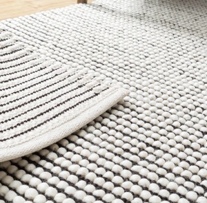 Tapis moderne noir et blanc à tissage plat |   Tapis contemporain minimaliste pour la décoration du salon et de la chambre - Product Image 5
