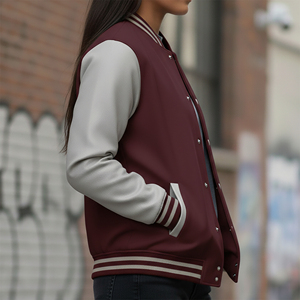 Chaqueta de Béisbol Varsity Holgada y Moderna Hecha a Medida para Mujer, Transpirable, de Algodón y Lana, con Diseño de Logotipo Personalizado - Product Image 2