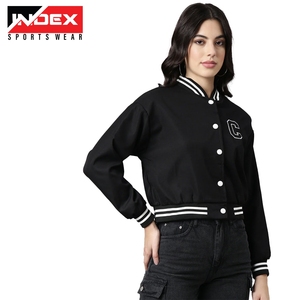 Chaqueta Varsity Personalizada para Mujer, Estilo Letterman, Moda de Invierno, Chaqueta Bomber con Botones para Marcas Mayoristas - Product Image 3