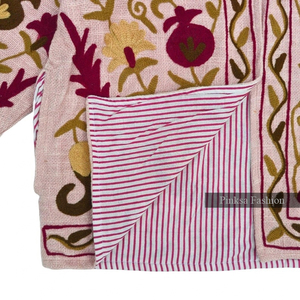 Veste artisanale de luxe brodée Suzani - Motif floral élégant Grenade - Manteau affirmé pour femme, héritage culturel - Product Image 5