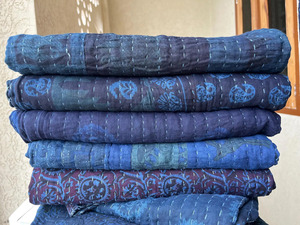 Couvre-lits en coton bleu indigo Kantha, cousus à la main, style bohème, taille double 60x90 pouces, fabriqués en Inde - Product Image 3
