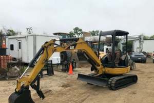 Miniexcavadora CAT 303 CR – Peso: 7,782 lbs, Motor de 23.6 HP en Oferta - Product Image 5
