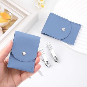 Ensemble de soins des ongles professionnel 4 pièces, étui en cuir PU, outils en acier inoxydable antirouille, étui de voyage compact, prix d'usine - Product Image 4