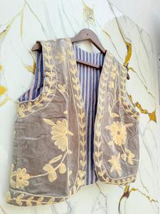 Suzani Brown Velour Floral Hand Embroidered Lightweight Short <b>Vest</b> Coat for <b>Women</b> Pullover Crew Neck Casual Boho Ethnic - Product Image 4