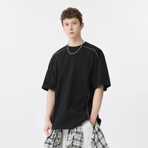 เสื้อยืดโอเวอร์ไซส์แขนสั้นคุณภาพสูงสำหรับผู้ชาย คอกลม สไตล์สตรีท ผ้าคอตตอนเจอร์ซีย์ แต่งขอบตัดสี พร้อมโลโก้พิมพ์ด้านหน้า - Product Image 6