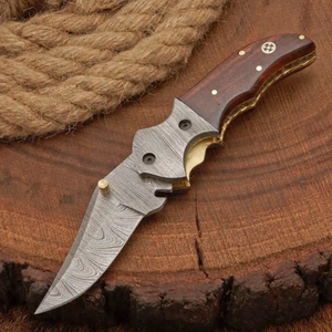 Couteau pliant personnalisé LEGACY BLADES en acier Damas à pointe tombante avec manche ergonomique en bois, couteau de poche pour le camping - Product Image 3