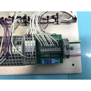ชุดควบคุม Therma Wave 18-011040 PLC/TERM BLK - อุปกรณ์และอะไหล่เซมิคอนดักเตอร์ระดับโลกที่เชื่อถือได้ - Product Image 5