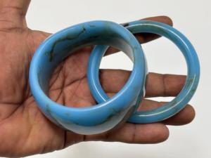 Handcrafted <b>Resin</b> Large Chunky Bangles Wholesale Supplier for Fashion Statement Jewelry and Contemporary Runway Accessories - Product Image 3