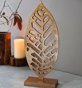 Escultura de Llama Moderna, Pieza de Arte Abstracta para Decoración del Hogar, para Exhibición en Mesa de Sala de Estar - Product Image 1