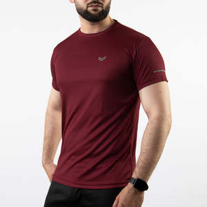 T-shirts décontractés pour hommes imprimés sur mesure, rouge - Sublimation numérique et design à motifs avec t-shirts vierges - Product Image 1