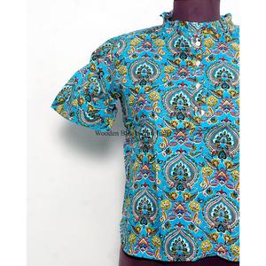 Robe mini évasée décontractée vintage 100 % coton respirant et écologique à motif floral, taille naturelle, faite à la main avec boutons pour femme - Product Image 2