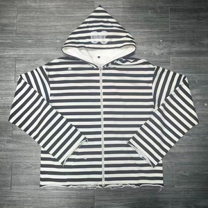 Sudadera con capucha de talla grande, con cremallera, de tela resistente de 450GSM, estilo hip-hop, con estampado de letras urbanas, lavado vintage, a rayas y con diseño integral. - Product Image 1