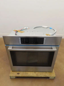 Horno Eléctrico de Pared Bosch Benchmark Series HBLP451UC con 30 14 Modos de Cocción - Product Image 6