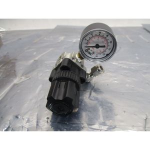 Régulateur de pression pneumatique SMC ARX20-N01 - Équipement et pièces semi-conductrices de renommée mondiale à la fois fiables et d'origine - Product Image 1