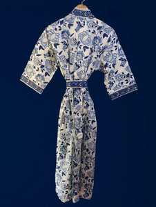 Bata Kimono de Algodón Azul con Estampado Artesanal para Mujer, Ropa de Estar por Casa con Diseño Floral, Bata Casual y Cómoda - Product Image 4