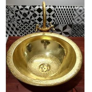 Lavabo de Baño de Latón Martillado de Diseño, con Borde Festoneado Ovalado, Lavabo Premium para Interiores de Lujo, Decoración para Hogar, Hotel y Restaurante - Product Image 2