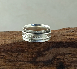 Wholesale Shree Jaipur Silver 925 Sterling Silver Amethyst Bezel Set Gemstone <b>Spinner</b> <b>Ring</b> Classic Style Women's OEM/ODM Factory - Product Image 1
