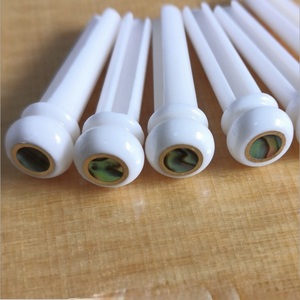 Púas de Guitarra Hechas a Mano con Hueso de Búfalo, Estilo Rústico Moderno y Ecológico de ILAHI, 100% Alta Calidad, Modelo ICOGBP-11828 Uttar - Product Image 2