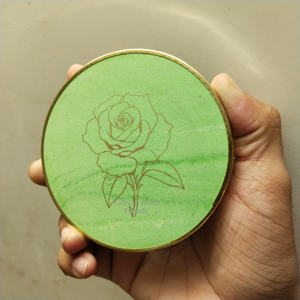 ที่รองแก้วเครื่องดื่มหินอ่อนสีเขียวทรงกลมแบบพรีเมียมพร้อมลายกุหลาบสีทองที่สลับซับซ้อนแผ่นรองเครื่องดื่มซึมซับดีทันสมัยและใช้งานได้จริง - Product Image 2