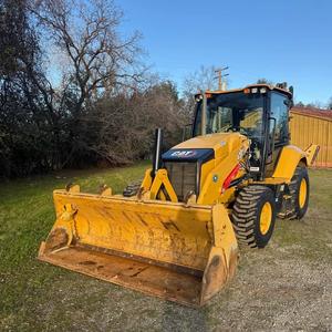 Chargeuse-pelleteuse CAT 420 XE, testée sur le terrain, durable et adaptée aux travaux d'excavation, de chargement et de transport, maintenant disponible en stock important - Product Image 5