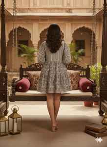 Minivestido de Algodón con Estampado Artesanal en Blanco y Negro, Túnica Corta de Verano para Mujer, Estilo Étnico Bohemio, Vestido Festivo de Artesanía India - Product Image 6