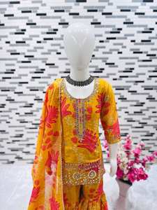 Conjunto de Sharara de Georgette con Estampado Digital a Juego para Madre e Hija con Dupatta – Colección de Ropa Festiva - Product Image 5