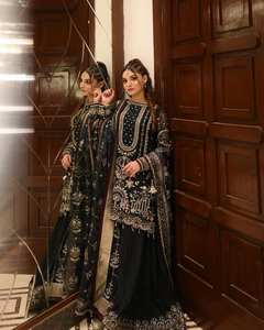 Material de Vestido de Diseñador Sharara Garara, Colección de Vestidos de Novia Pakistaníes de Diseñador, Traje Sharara con Kameez Largo - Product Image 4