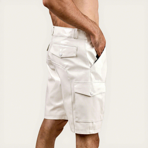 Shorts cargo blancs pour hommes en polyester, taille mi-haute, longueur Bermuda, séchage rapide, style décontracté avec poches, tissu satiné, fermeture boutonnée - Product Image 2
