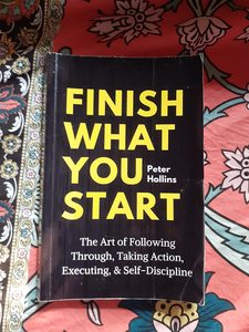Termina lo que empezaste por Peter Hollins (libro de bolsillo) Construye la disciplina, vence la procrastinación y logra tus objetivos - Product Image 2