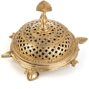 Cáliz Alto de Latón para Incienso, Pedestal, Cáliz, Quemador de Incienso con Tapa con Recorte de Cruz, Soporte para Bakhoor Mabkhara, Decoración para Iglesia y Hogar - Product Image 1