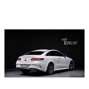 Mercedes-Benz Clase E E300d 4MATIC Coupé, Modelo de Julio de 2023, 69,717 km, Norma de Emisiones Euro V, Caja de Cambios Automática, Asientos de Cuero, Volante a la Izquierda - Product Image 2