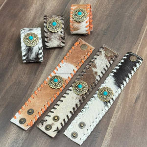 Bracelet de manchette en cuir de vachette véritable fait à la main en gros avec bande réglable de style occidental à bord tressé Concho turquoise - Product Image 5