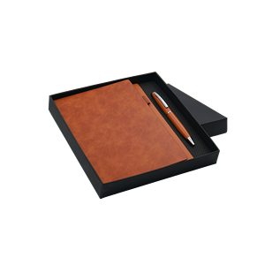 Coffret cadeau avec carnet à couverture rigide personnalisé et stylo à bille à écriture fluide assorti, finition élégante - Product Image 1