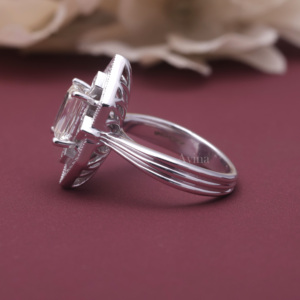 Bague de fiançailles en diamant de laboratoire certifié IGI, taille radiant, style Art Déco, halo, en argent sterling 925 massif, bague vintage - Product Image 5