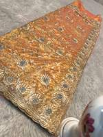 Sari en Georgette Premium avec motif floral Jaal, pierres Jharkan argentées, Zari véritable et blouse – Sari tendance pour mariages et fêtes