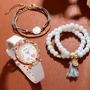 NW1496 Women's <b>Watch</b> Cute Heart Quartz <b>Watch</b> - Product Image 5