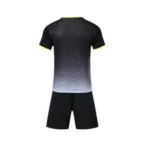 เสื้อฟุตบอลแบบใหม่คุณภาพสูง ชุดยูนิฟอร์มผู้ชาย ชุดทีมแขนสั้น โพลีเอสเตอร์/คอตตอน ระบายเหงื่อได้ดี เป็นมิตรกับสิ่งแวดล้อม - Product Image 4