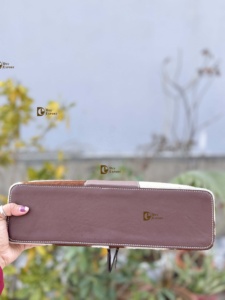 Estuche de cuero artesanal resistente al calor para rizador de pelo, estilo western, organizador perfecto para herramientas de peluquería. - Product Image 5