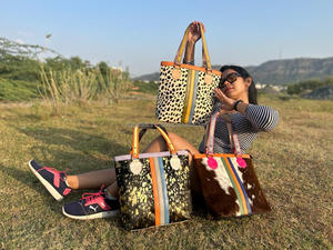 Nouveau élégant imprimé Animal recyclé fourrure cuir fourre-tout sous les bras sac femmes à la mode Multi couleur haute qualité femmes sacs à provisions - Product Image 3