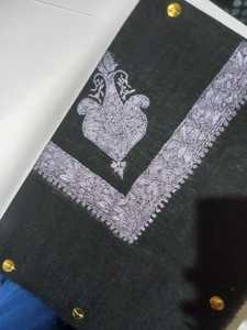 Foulard en laine de qualité supérieure brodé Masar, style Turma Tooshkar d'Oman, inspiré du Srinagar et du Cachemire - Product Image 2