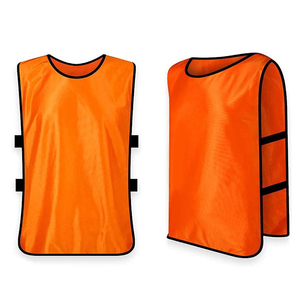 Pantalones Cortos de Fútbol Reversibles Personalizados para Adultos, Chaleco de Entrenamiento de Malla con Impresión Digital, Antibacterianos y Ecológicos - Product Image 3