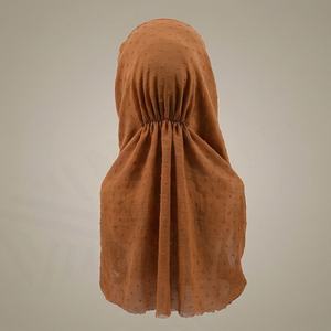 ผ้าคลุมไหล่ผู้หญิงหรูหรา สีสันตามสั่ง ลายดอกกุหลาบ ผ้าพันศีรษะแบบชาติพันธุ์ ฮิญาบ คุณภาพพรีเมียม เนื้อผ้านุ่ม แฟชั่นทันสมัย เรียบร้อย สง่างาม ดีที่สุด - Product Image 2