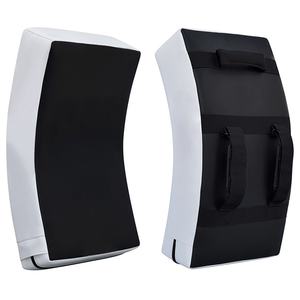 Protège-tibias personnalisé, durable, respirant et écologique pour les arts martiaux, la boxe et l'entraînement MMA, en cuir PU blanc et noir, avec logo personnalisé - Product Image 1