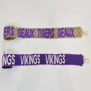Superbe sac à main brodé fait main personnalisé pour les jours de match universitaires, orné de perles, nouvelle collection couleurs saisonnières - Product Image 3