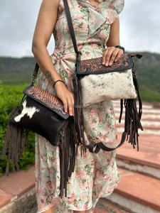 กระเป๋าถือหนังแบบมีพู่ที่คาดผมทำจากหนังขนเครื่องมือสำหรับผู้หญิงกระเป๋าคาดลำตัวหนังสีสันสดใสมีขนาดพอเหมาะ - Product Image 4